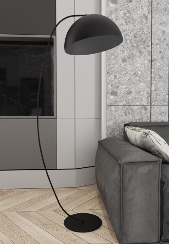 Lampa ARCOS czarna eleganckie oświetlenie do salonu i sypialni przy sofie.jpg