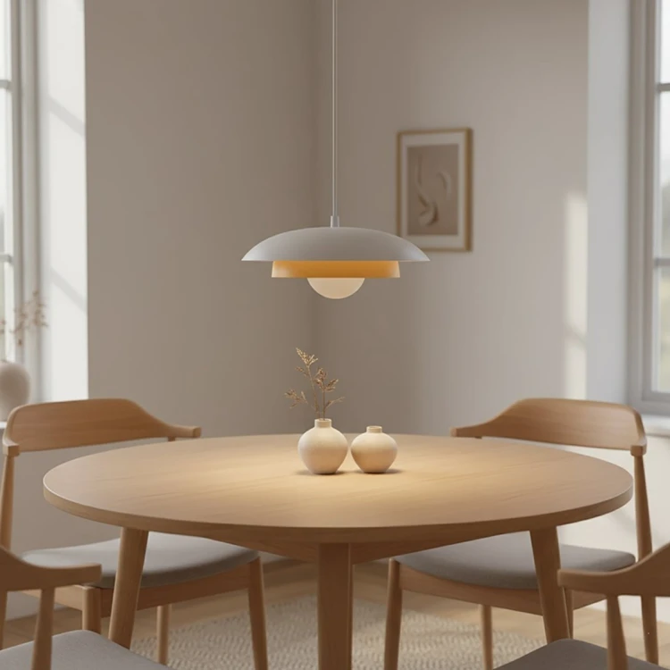 Skin 1 WH biało-mokka, lampa wisząca, średnica 30cm nad okrągły stół.jpg