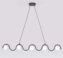 czarna-lampa-nad-stół-do-jadalni-Sinus-Black-falowana-konstrukcja.webp