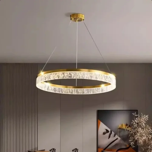 Złoty żyrandol do pokoju Aurevia Gold styl glamour.webp