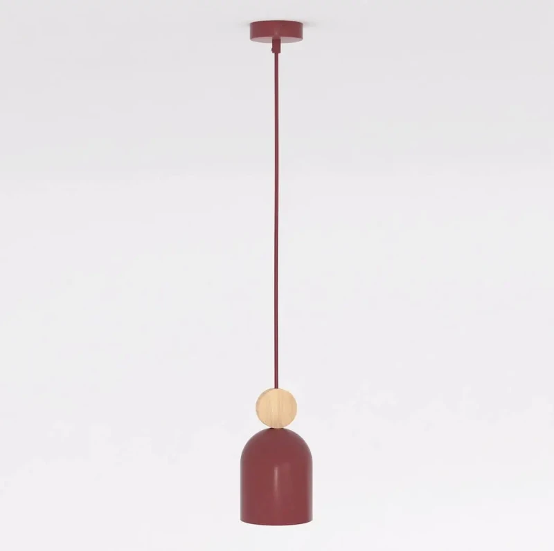 Lampa-wisząca-Mesi-1-Burgund-designerska-burgundowa-lampa-nad-wyspę-kuchenną-w-stylu-skandynawskim-i.webp