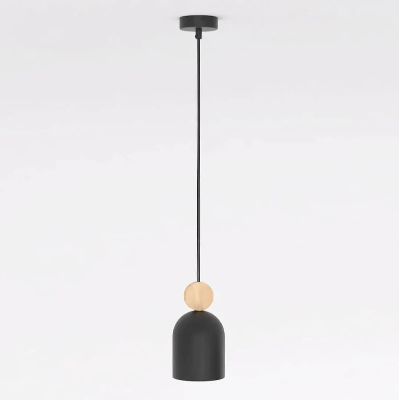 Czarna-lampa-wisząca-Mesi-1-do-jadalni-nad-stół.webp