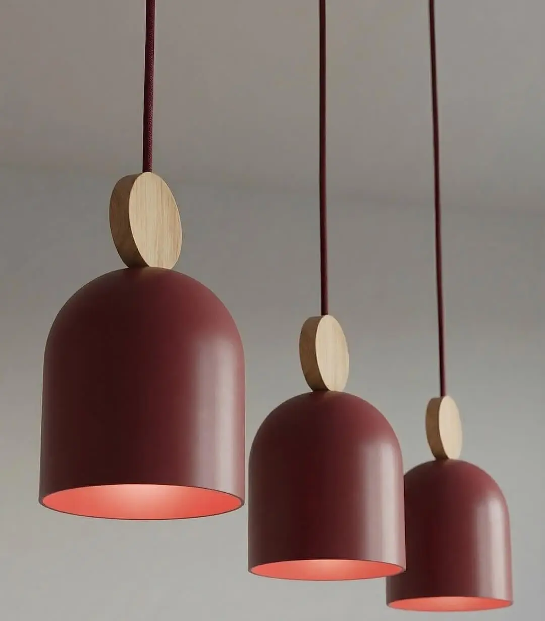 Klosze-lampy-mesi-3-burgund-podłużna.webp