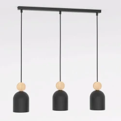 Mesi-3-Black-–-czarna-podłużna-lampa-wisząca-z-trzema-kloszami-nad-stół.webp