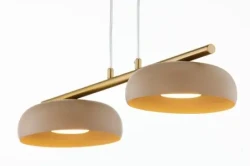 beżowe klosze lampy wiszącej Olaf 2, korpus złoty.webp