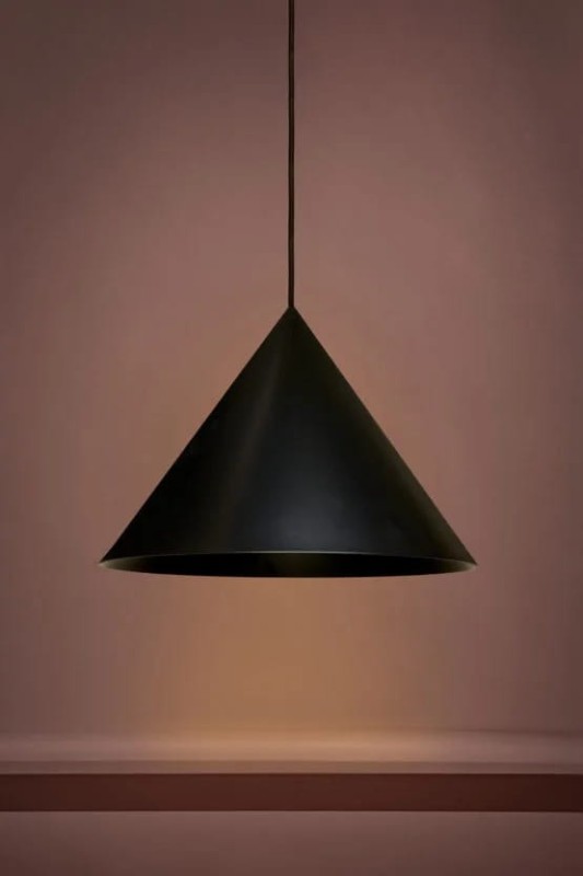 Konko-lampa-wiszaca-kolor-Jet-Black-matowa