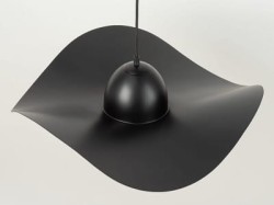lampa-wiszaca-czarna-zewnątrz-kapello.jpg