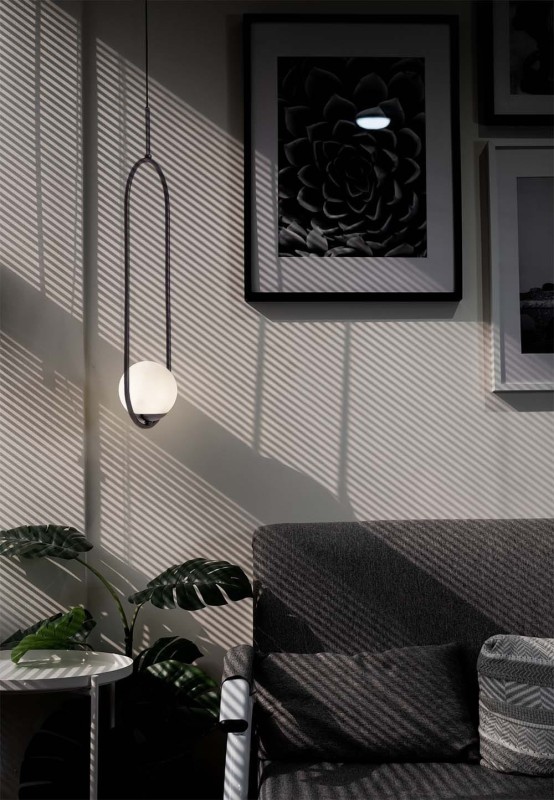 Lampa wisząca pojedynczy mleczny klosz Parva aranżacja.jpg