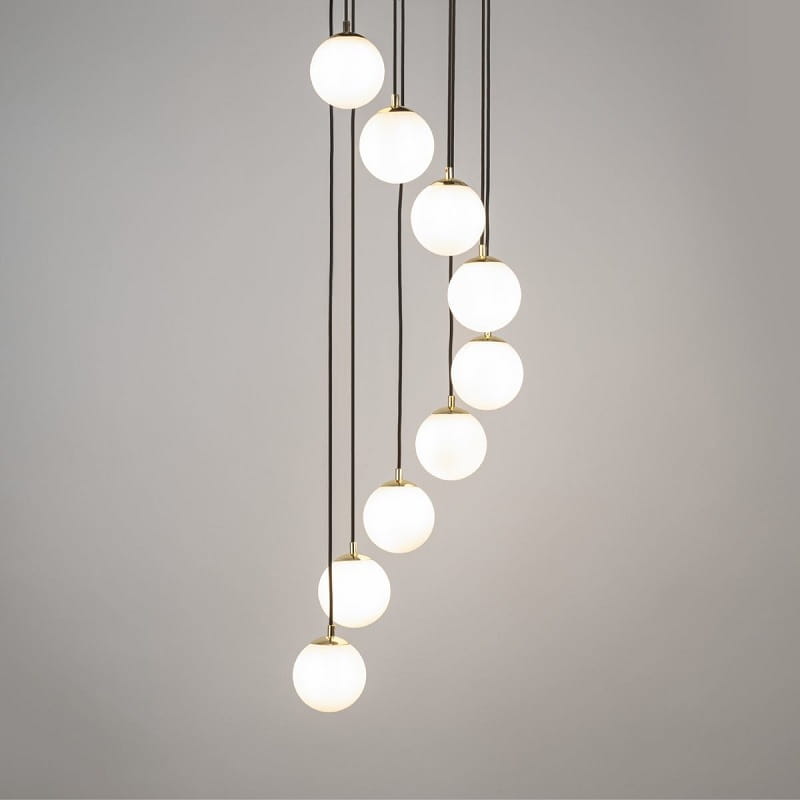 Lampa wisząca Piano Spiral 9 - imponujące oświetlenie do salonu i antresoli.jpg