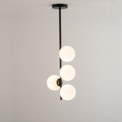 Lampa pionowa sufitowa, białe klosze, Koral 4 (2).jpg