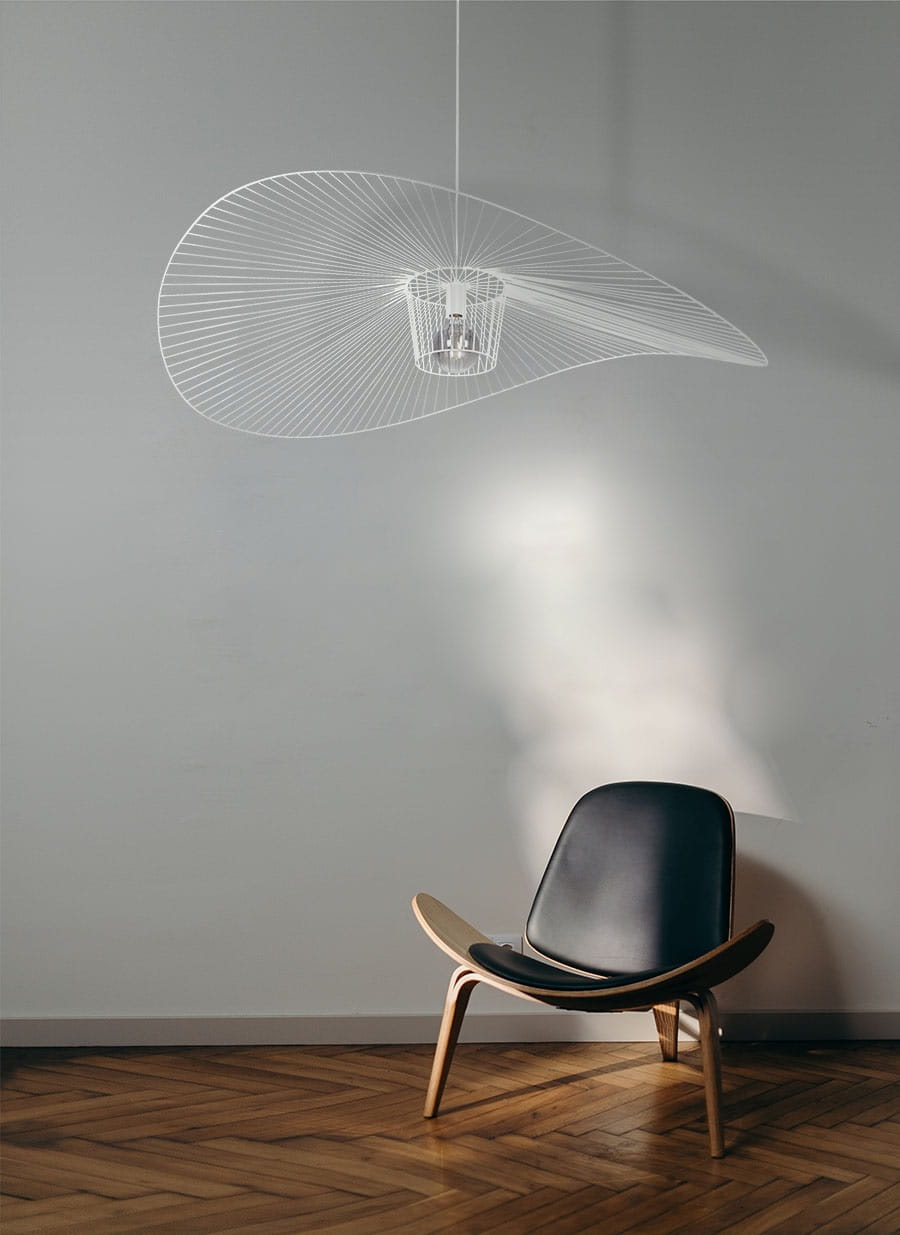 Kapelusz Biały - designerska duża lampa wisząca, żyrandol druciany aranżacja.jpg