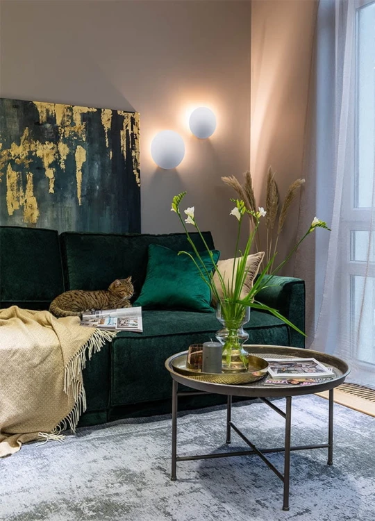 Pero 20 – biały kinkiet industrialny średnica 20cm aranżacja.jpg