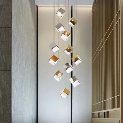 Fioda-lampa-wisząca-do-antresoli_-srebrne-i-złote-sześciany-12szt.webp