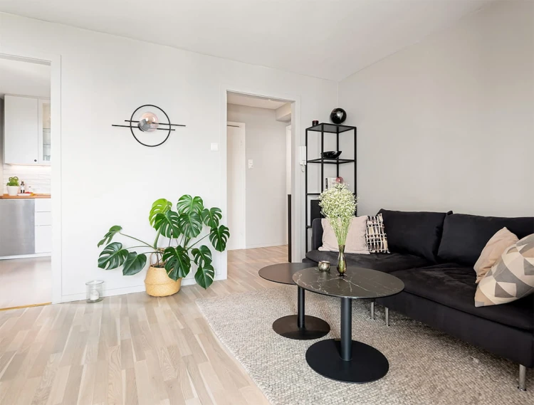 Corsa kinkiet okragły, klosz szklany bursztynowy aranżacja.jpg