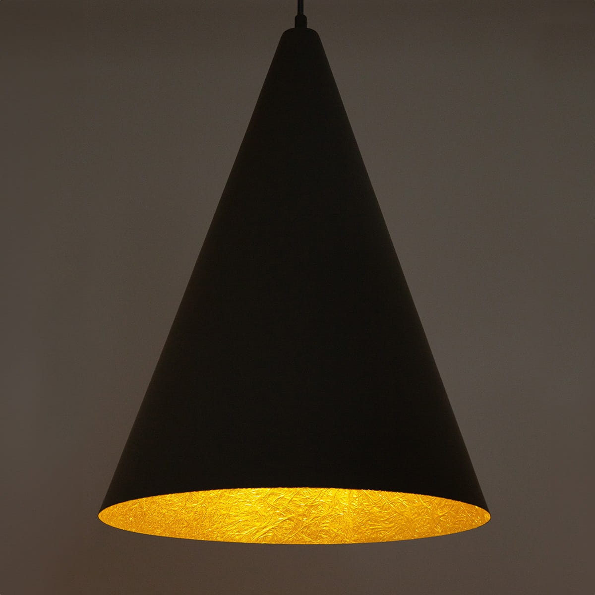 Vesuvio 35 czarno złota lampa wisząca do kuchni jadalni średnica 35cm.jpg