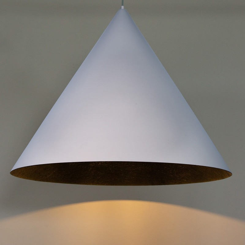 Vesuvio 77 szaro czarny lampa wisząca stożek średnica 77cm, środek.jpg