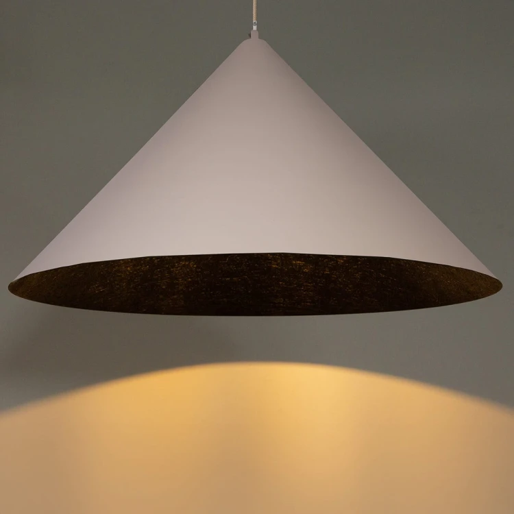 Lampa wisząca Vesuvio 70 beżowo czarna klosz.jpg