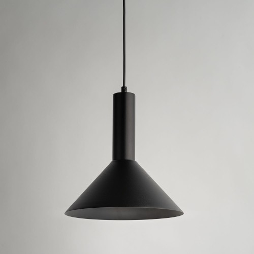 VITRUM zwis stożek czarny- lampa wiszaca industrialna w nowoczesnym stylu klos (2).jpg