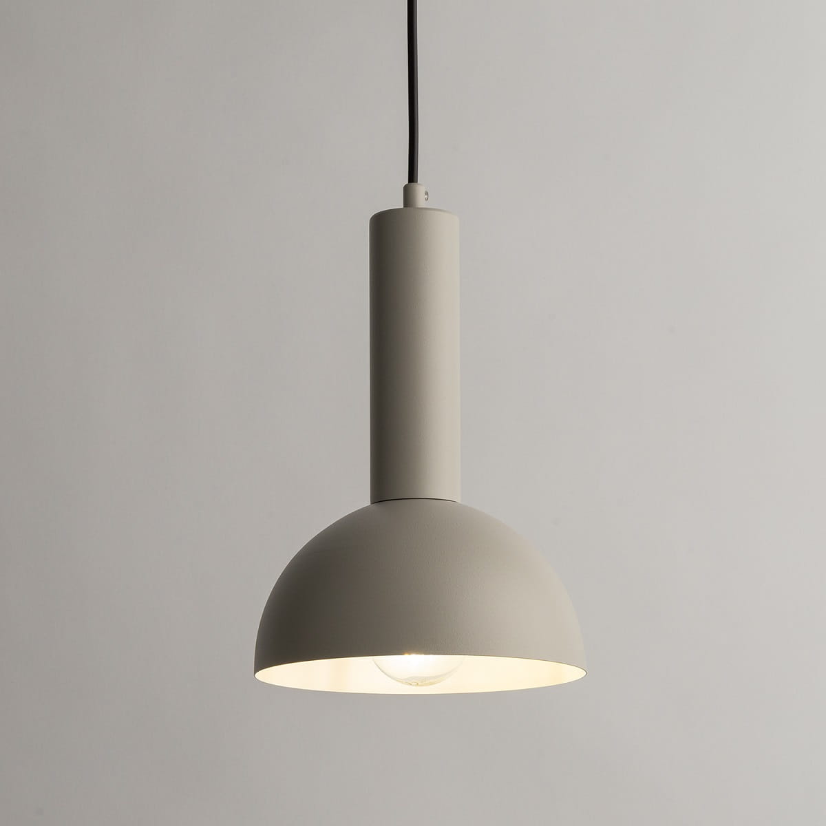 Vitrum zwis kopuła S szary beż - lampa wisząca metalowa.jpg