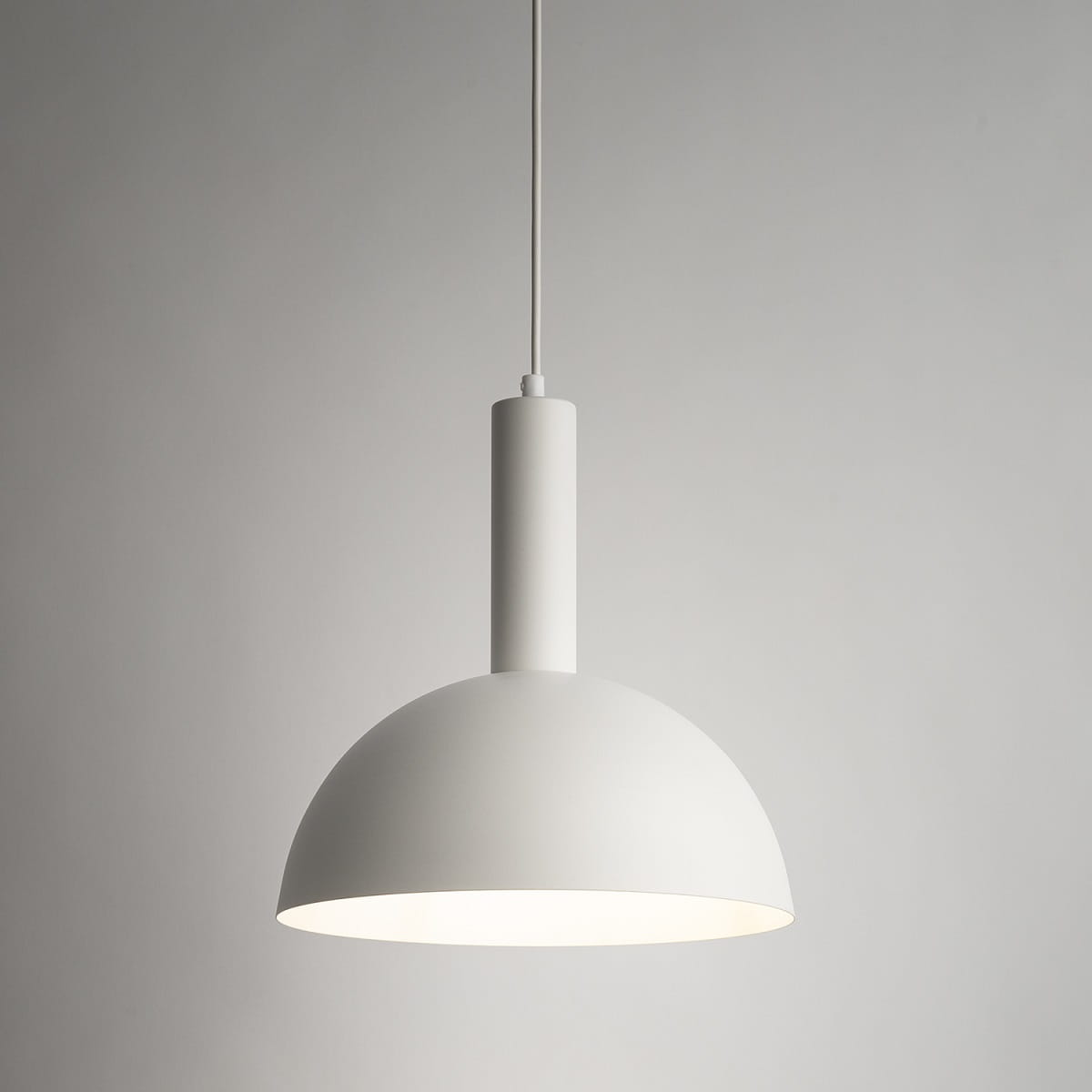 Vitrum kopuła M biały, lampa wisząca do minimalistycznej jadalni i kuchni klosz.jpg
