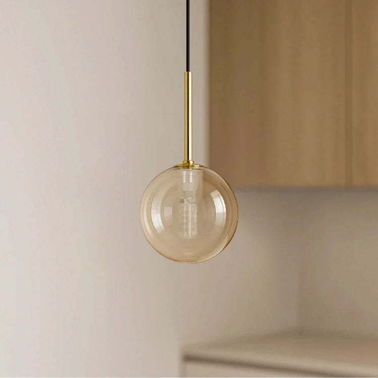 Pojedyncza lampa wiszaca Galaxy, klosz pojedynczy szklana kula, kolor miodowy- bursztyn,.jpg