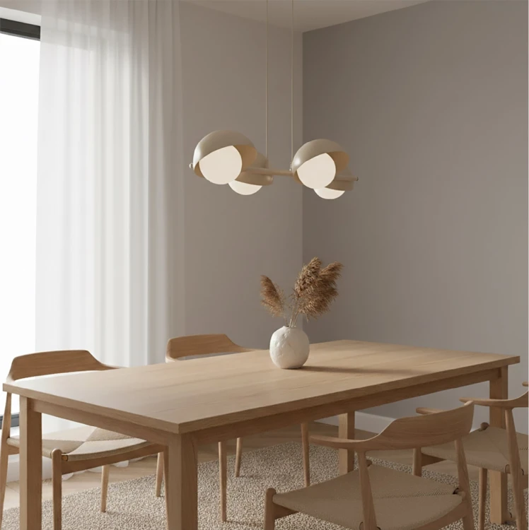 lampa nad mały stół w salonie, Lampa wisząca w kolorze beżowym, Boom 4 Mokka,.jpg