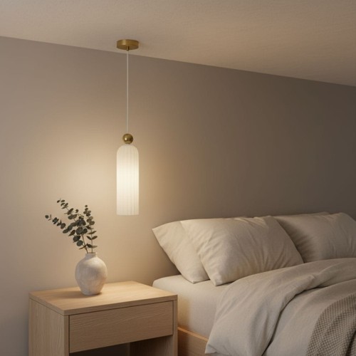 Elegancka lampa wisząca Venesia do sypialni, złoty metal.jpg